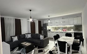 Elezi Apartment City Centre