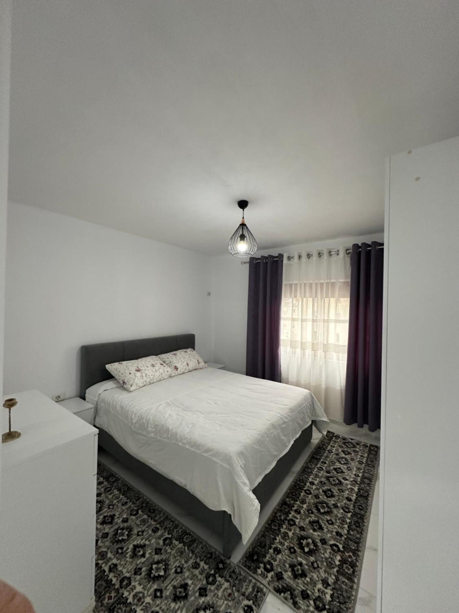 Elezi Apartment City Centre Tirana Esterno foto
